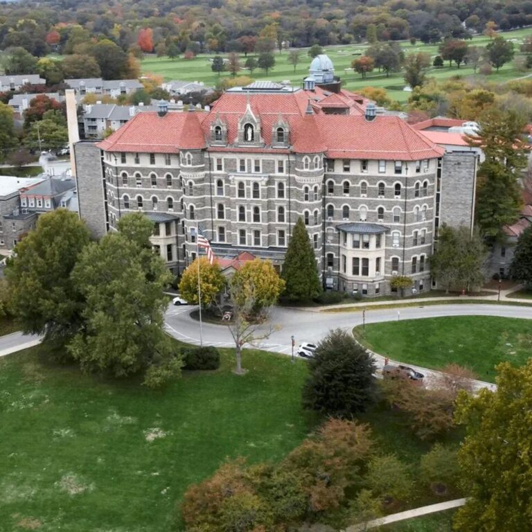 Chestnut Hill College